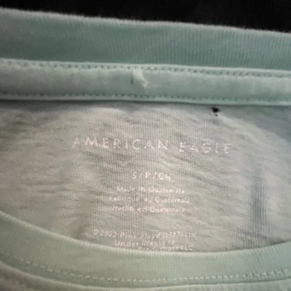 Traded* DO NOT BUY* American Eagle Light Green PINK FLOYD Shirt Sleeve T-Shirt - Picture 3 of 3